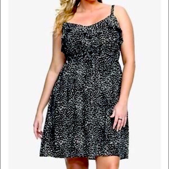 torrid Dresses & Skirts - Torrid Black and White Leopard Print Challis Dress